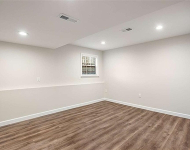 3412 Belleford Court Ne - Photo Thumbnail 30