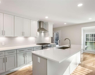 3412 Belleford Court Ne - Photo Thumbnail 16