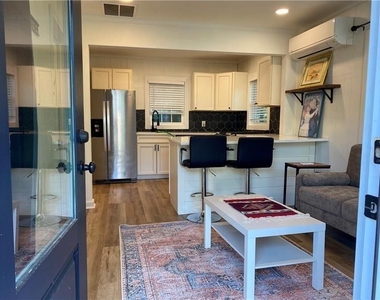 1391 Se Smith Street Se - Photo Thumbnail 1