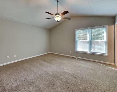 19 Joy Drive - Photo Thumbnail 6