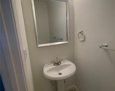 2589 Halcyon Way - Photo Thumbnail 2