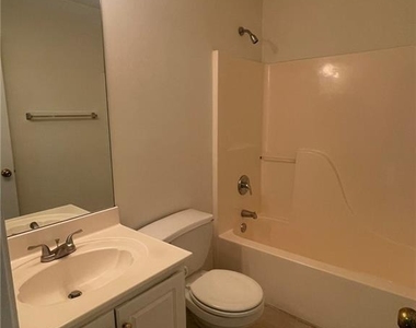 2589 Halcyon Way - Photo Thumbnail 11