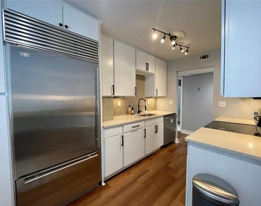 345 7th Street Ne - Photo Thumbnail 3