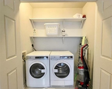 345 7th Street Ne - Photo Thumbnail 6