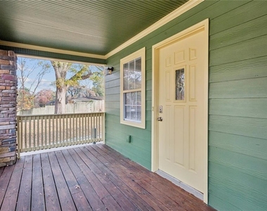 891 N Eugenia Place Nw - Photo Thumbnail 12