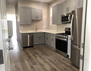2714 W Polk Street - Photo Thumbnail 11