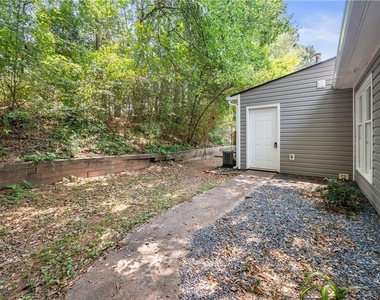 1393 Poplar Pointe Se - Photo Thumbnail 23