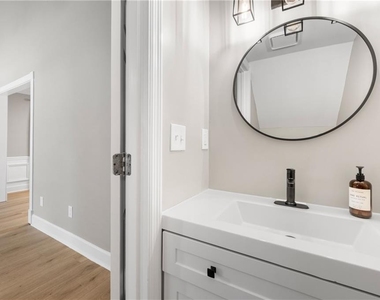 1393 Poplar Pointe Se - Photo Thumbnail 6