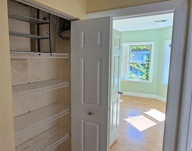 7363 N Damen Avenue - Photo Thumbnail 8