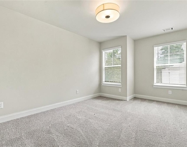 823 Stickley Oak Way - Photo Thumbnail 16