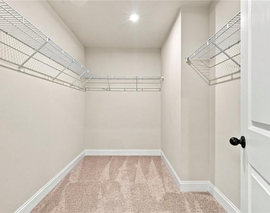 823 Stickley Oak Way - Photo Thumbnail 15