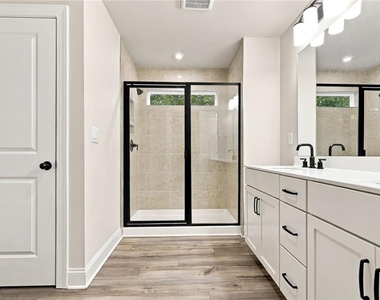 823 Stickley Oak Way - Photo Thumbnail 14
