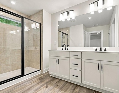 823 Stickley Oak Way - Photo Thumbnail 13
