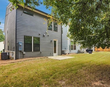 823 Stickley Oak Way - Photo Thumbnail 23