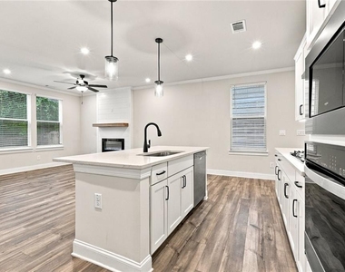823 Stickley Oak Way - Photo Thumbnail 8