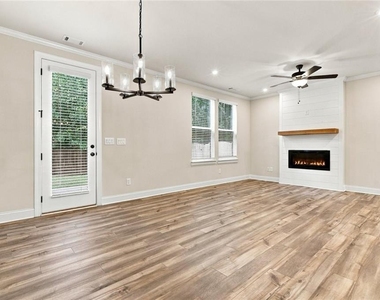823 Stickley Oak Way - Photo Thumbnail 5