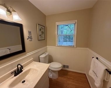 1931 Peeler Road - Photo Thumbnail 13