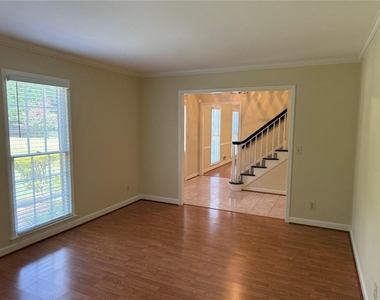 1931 Peeler Road - Photo Thumbnail 5