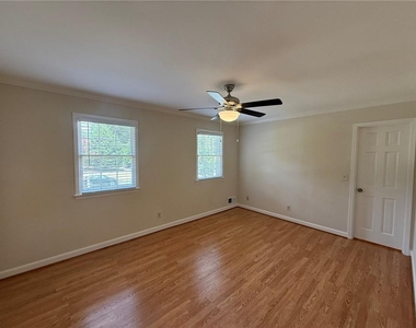 1931 Peeler Road - Photo Thumbnail 30