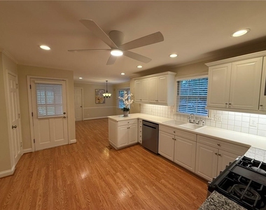 1931 Peeler Road - Photo Thumbnail 9