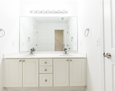 4108 Wandering Rose Lane - Photo Thumbnail 44