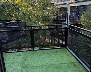 1110 W 15th Street - Photo Thumbnail 14
