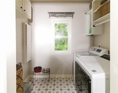 215 Glenbrook Lane - Photo Thumbnail 27