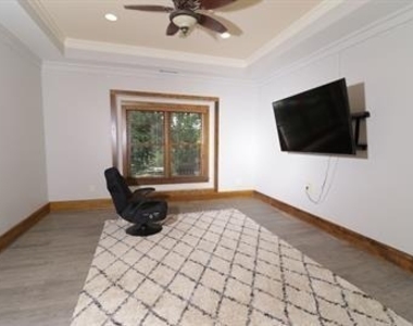 215 Glenbrook Lane - Photo Thumbnail 21