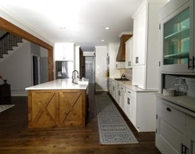 215 Glenbrook Lane - Photo Thumbnail 3