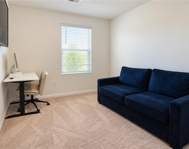 4402 Ryan Street - Photo Thumbnail 12