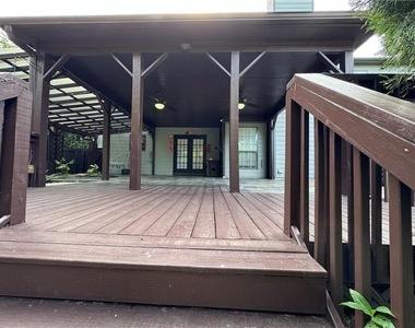 2908 Belfaire Lake Drive - Photo Thumbnail 15