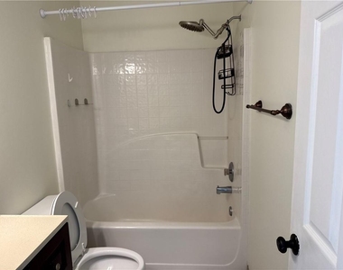 2908 Belfaire Lake Drive - Photo Thumbnail 20
