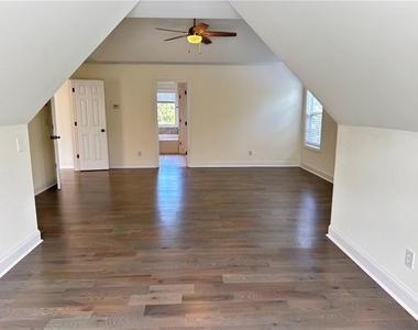 2908 Belfaire Lake Drive - Photo Thumbnail 26