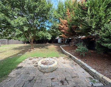 2908 Belfaire Lake Drive - Photo Thumbnail 14
