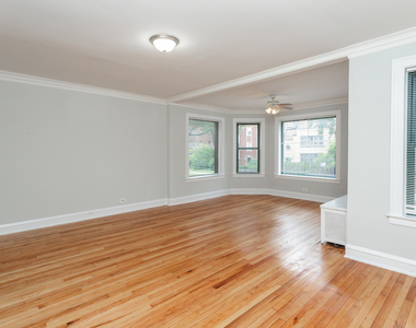 6915 S Paxton Avenue - Photo Thumbnail 2