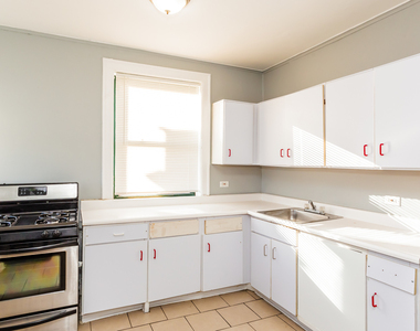 2217 E 69th Street - Photo Thumbnail 4