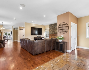457 N Northwest Highway - Photo Thumbnail 4