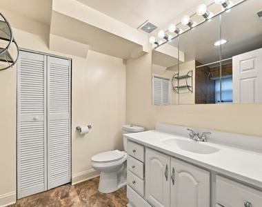 6100 S University Street - Photo Thumbnail 5