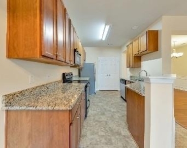3956 Princeton Lakes Way Sw - Photo Thumbnail 3