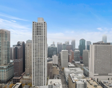 10 E Ontario Street - Photo Thumbnail 11