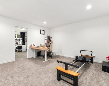 1036 Gillespie Lane - Photo Thumbnail 22
