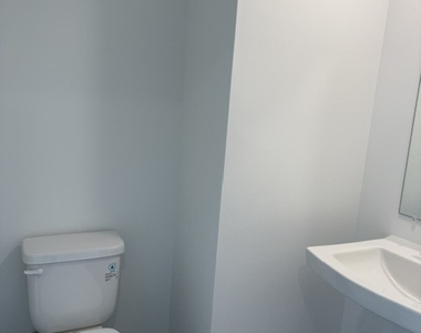 3552 Richardson Circle - Photo Thumbnail 8