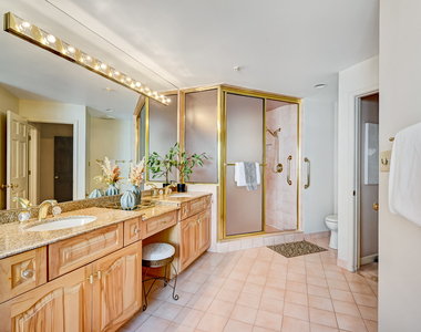 6515 Manor Drive - Photo Thumbnail 23