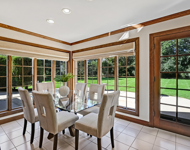 6515 Manor Drive - Photo Thumbnail 11