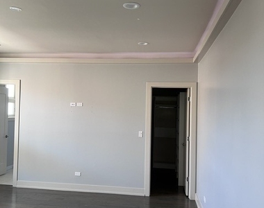 1208 E 64th Street - Photo Thumbnail 7