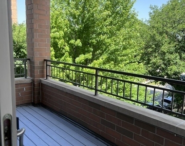 1208 E 64th Street - Photo Thumbnail 5