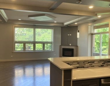 1208 E 64th Street - Photo Thumbnail 4