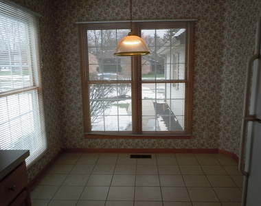 653 Cress Creek Drive - Photo Thumbnail 10