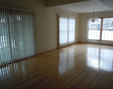 653 Cress Creek Drive - Photo Thumbnail 9