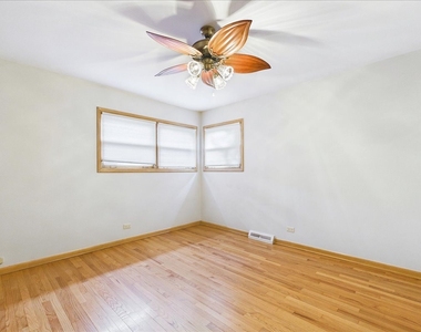 5007 Golf Road - Photo Thumbnail 8